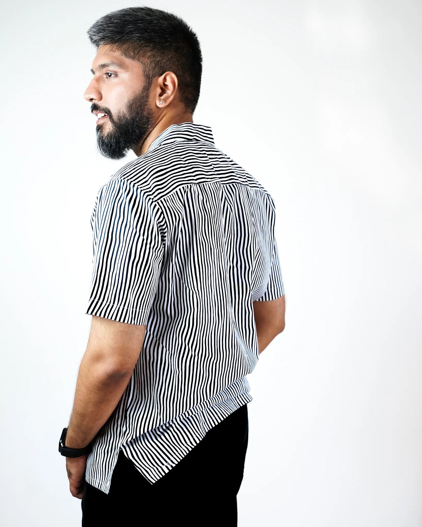 Dynamic Wave Stripe Shirt