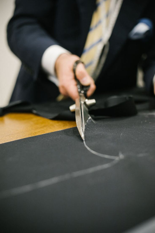 Custom-Fit in Men's Fashion: The Art of Tailoring