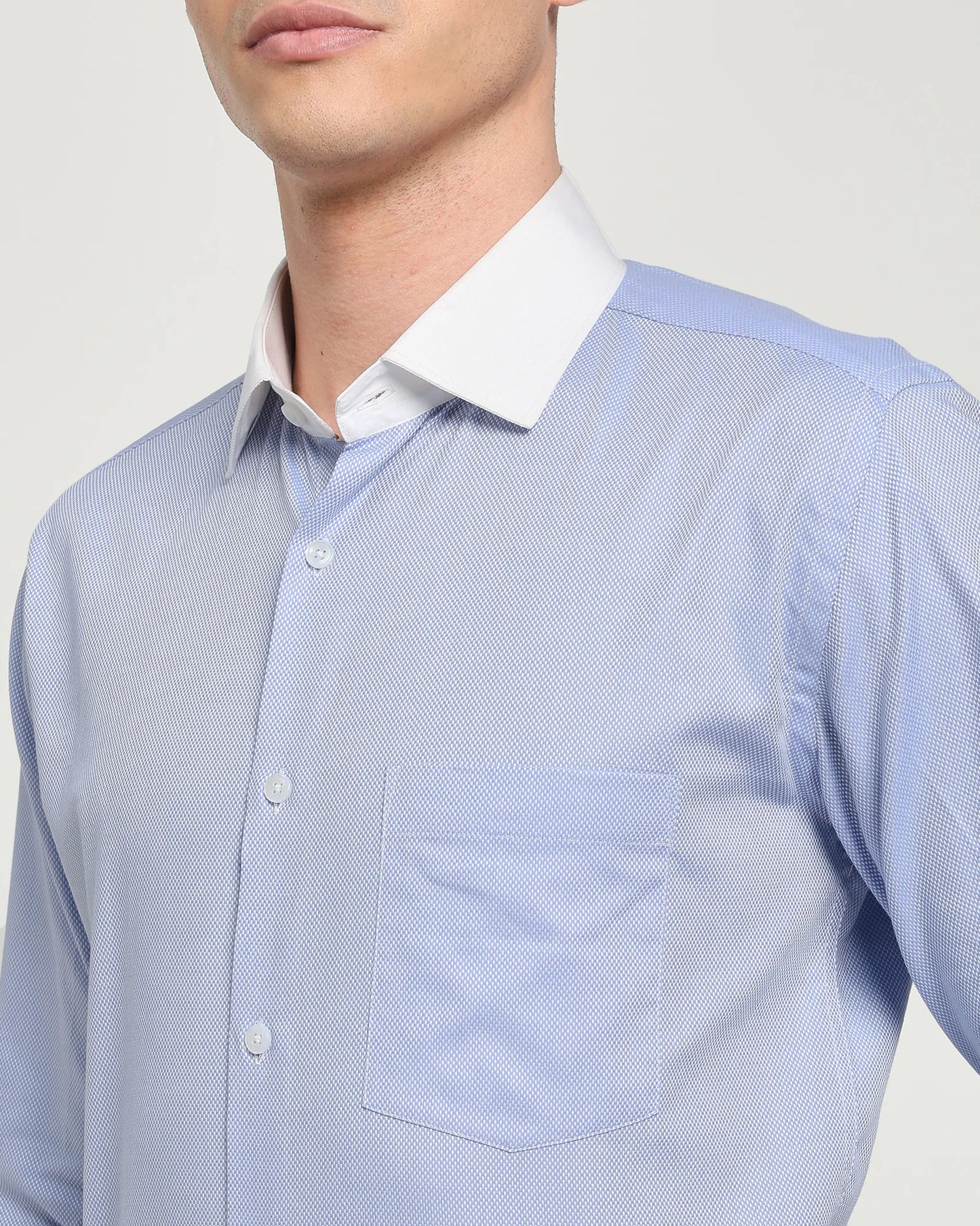 Powder Crest Contrast Collar Shirt