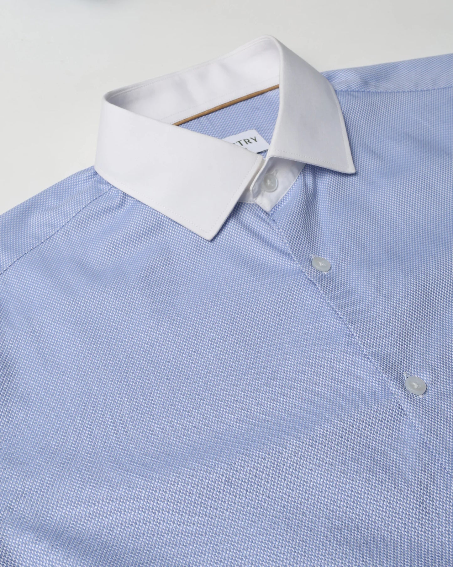 Powder Crest Contrast Collar Shirt
